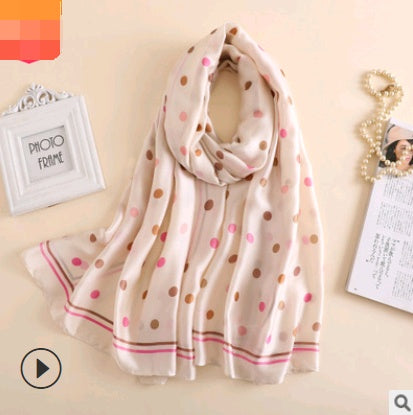 Floral Printed Silk-Look Scarf – Elegant Lightweight Shawl for All Seasons