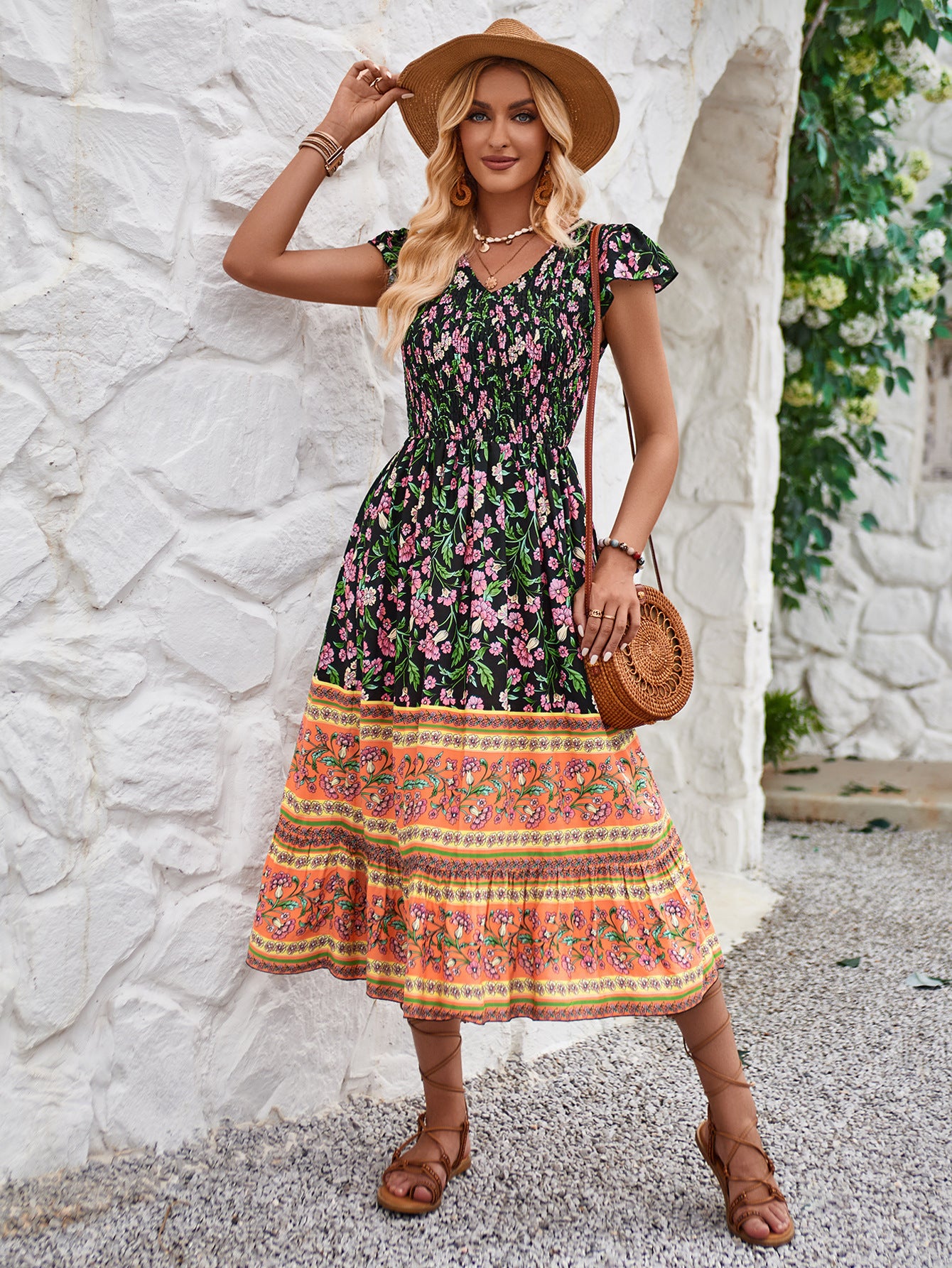 Women’s Summer Bohemian Floral Print V-Neck Dress – Casual Sleeveless Beach Dress