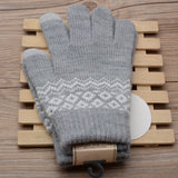 Women’s Knitted Jacquard Gloves – Warm Touch Screen Winter Design