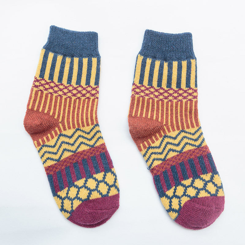 Thick Wool Winter Socks – Warm Middle Tube Unisex Design