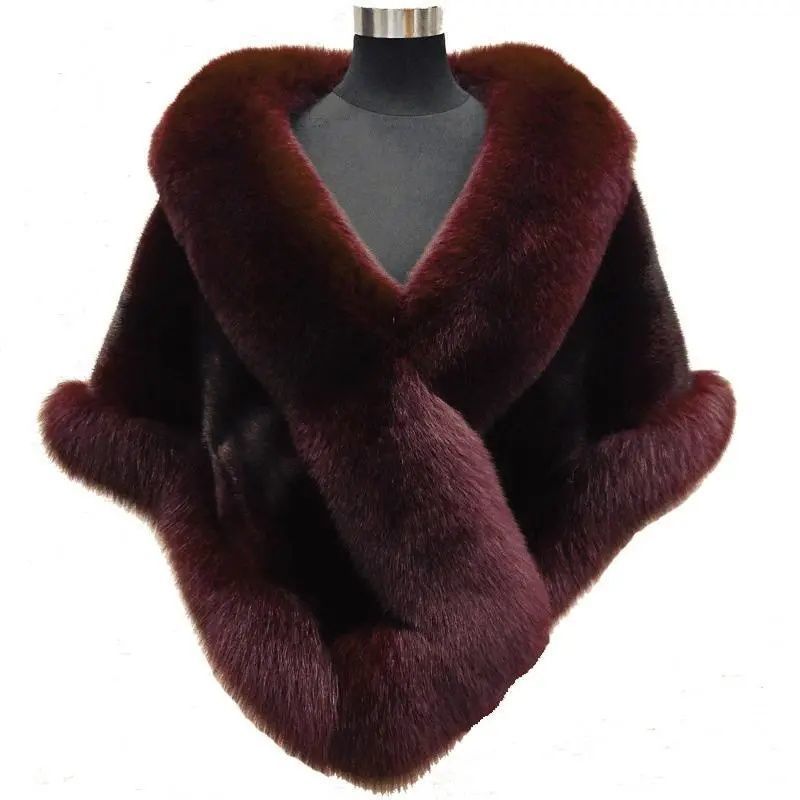 Luxe Faux Fur Cape – Elegant Winter Shawl