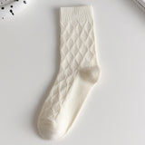 Women’s White Cotton Mid-Calf Socks – Thick Diamond Lattice Autumn/Winter