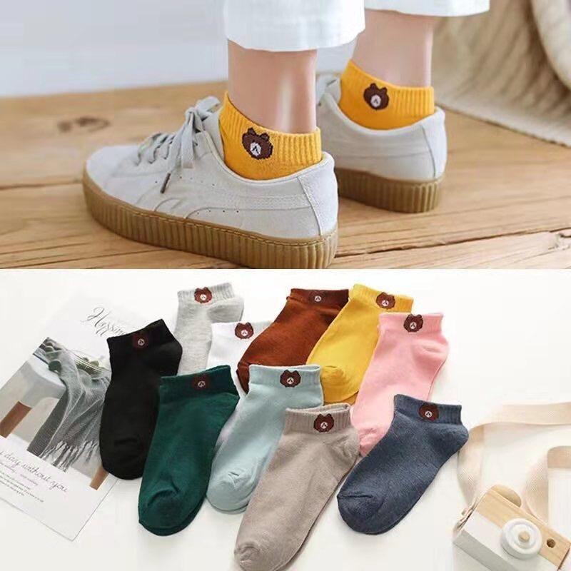 Women’s Simple Bear Ankle Socks – Casual Fashion Style