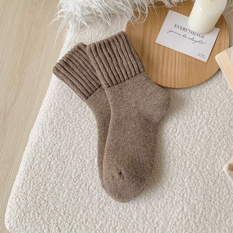 Women’s Extra Thick Fluffy Loop Socks – Cozy Winter Warm Design