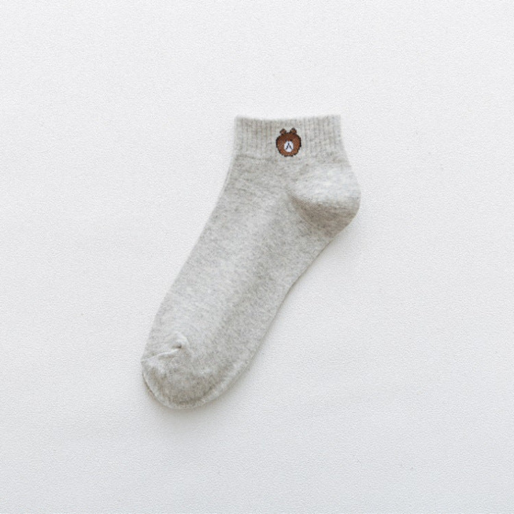 Women’s Simple Bear Ankle Socks – Casual Fashion Style