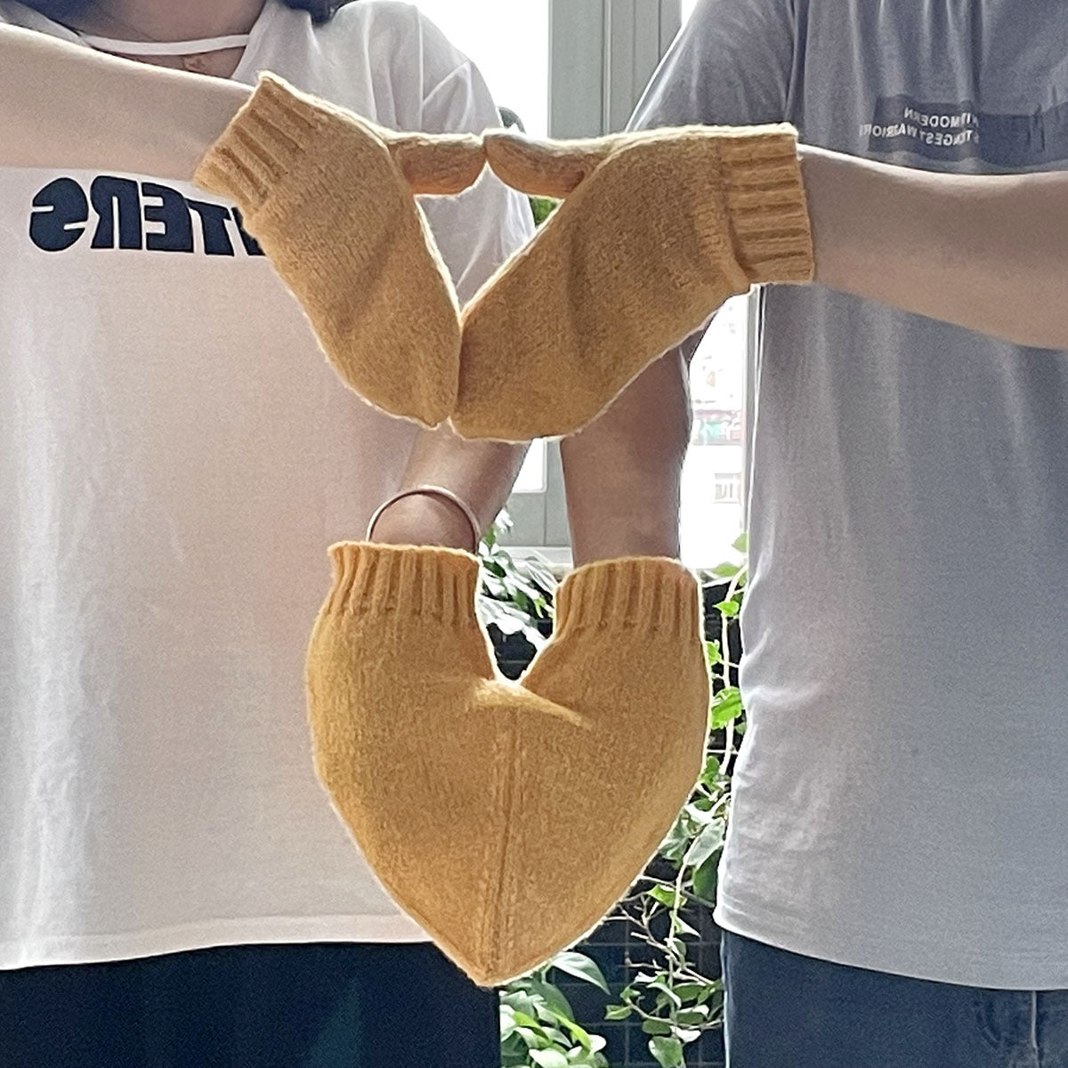 Love Knit Winter Mittens – Solid Color Warm Casual Gloves