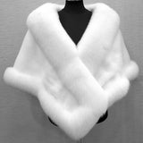 Luxe Faux Fur Cape – Elegant Winter Shawl
