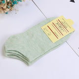 Solid Color Cotton Ankle Socks – Women’s Everyday Style
