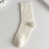 Women’s White Cotton Mid-Calf Socks – Thick Diamond Lattice Autumn/Winter