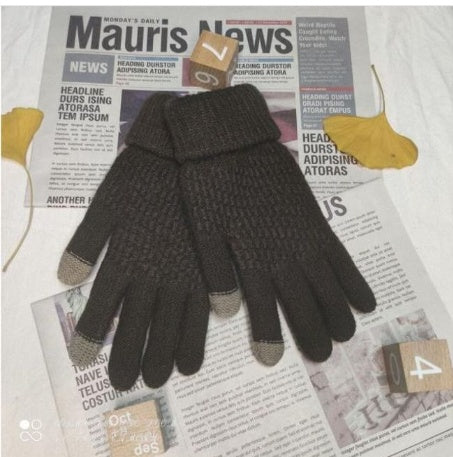 Women’s Knitted Jacquard Gloves – Warm Touch Screen Winter Design
