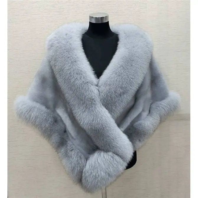 Luxe Faux Fur Cape – Elegant Winter Shawl