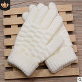 Women’s Knitted Jacquard Gloves – Warm Touch Screen Winter Design