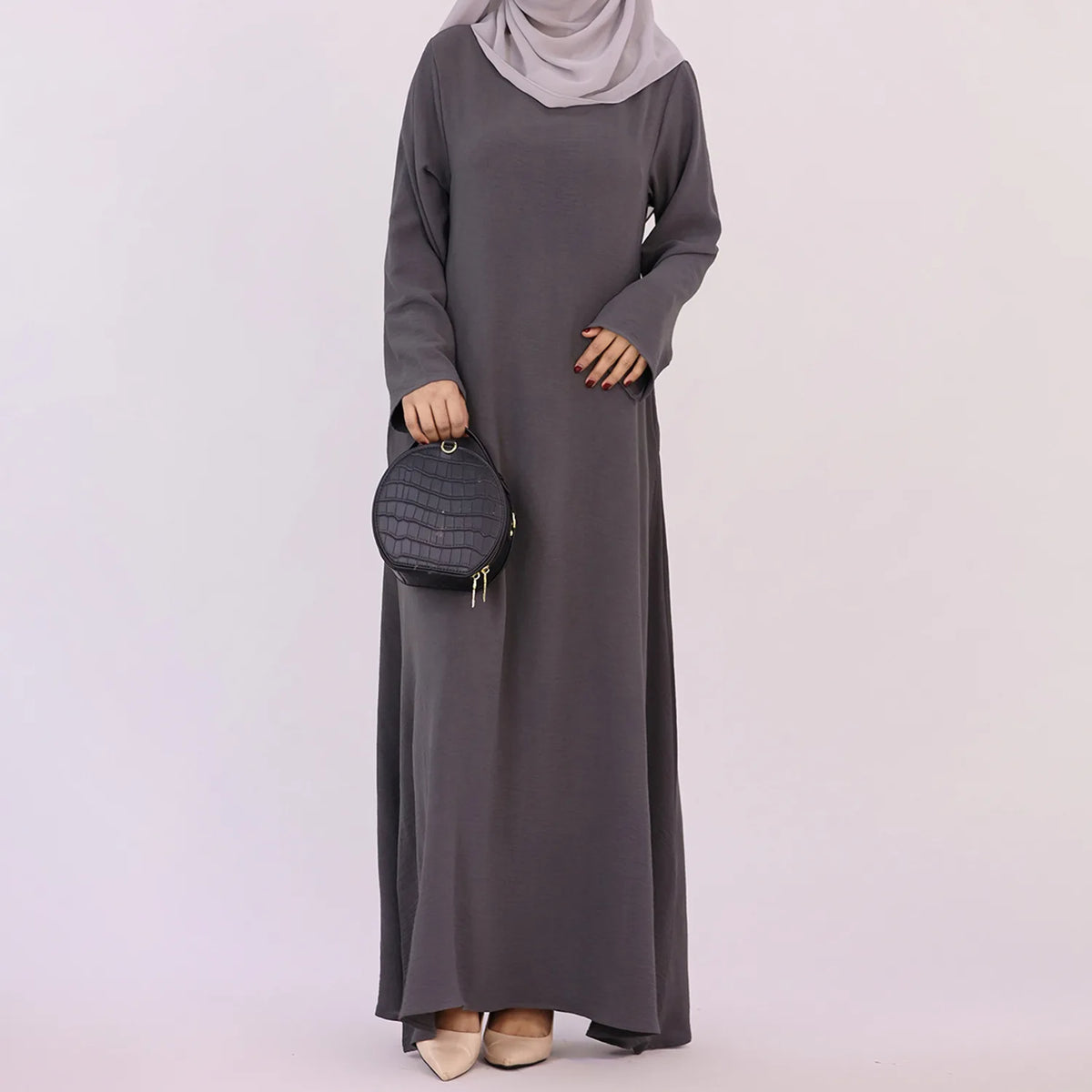 HIA Essential Long-Sleeve Abaya — Black