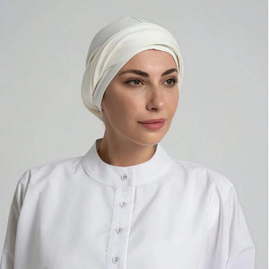 HIA Stretch Tie-Back Undercap — front view in white