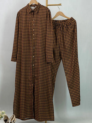 Patterned longline shirt and coordinating trousers by HIA — view 7