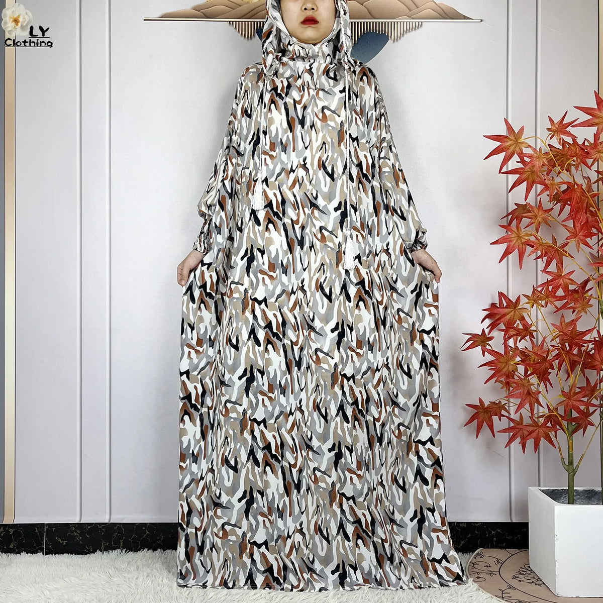 Patterned Hooded Prayer Dress in Print 01 — HIA