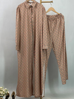 Patterned longline shirt and coordinating trousers by HIA — view 15