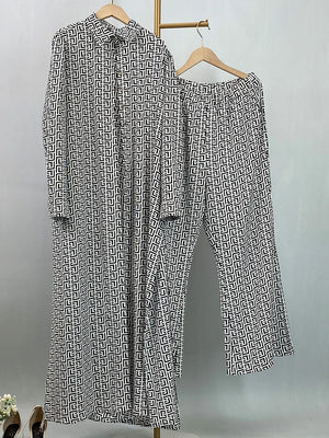Patterned longline shirt and coordinating trousers by HIA — view 9
