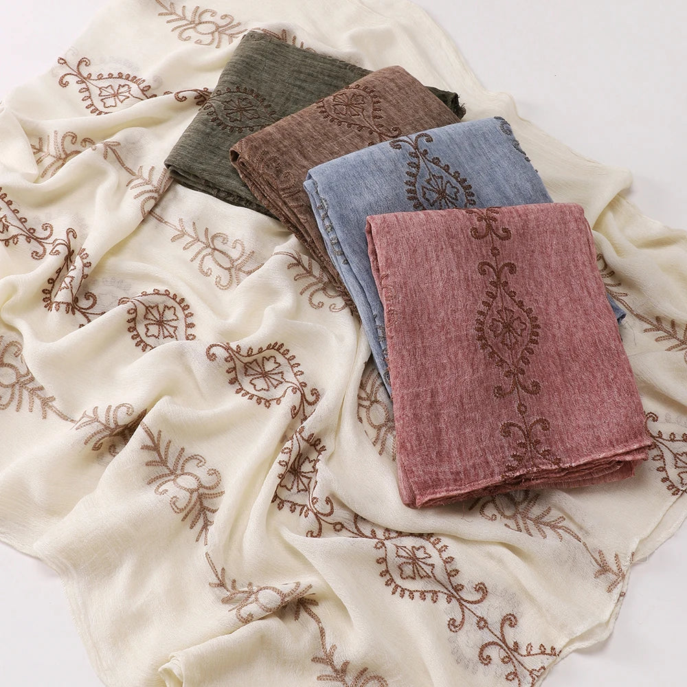 HIA Ornamental Crinkle Hijab — scarf styling and fabric detail, view 3