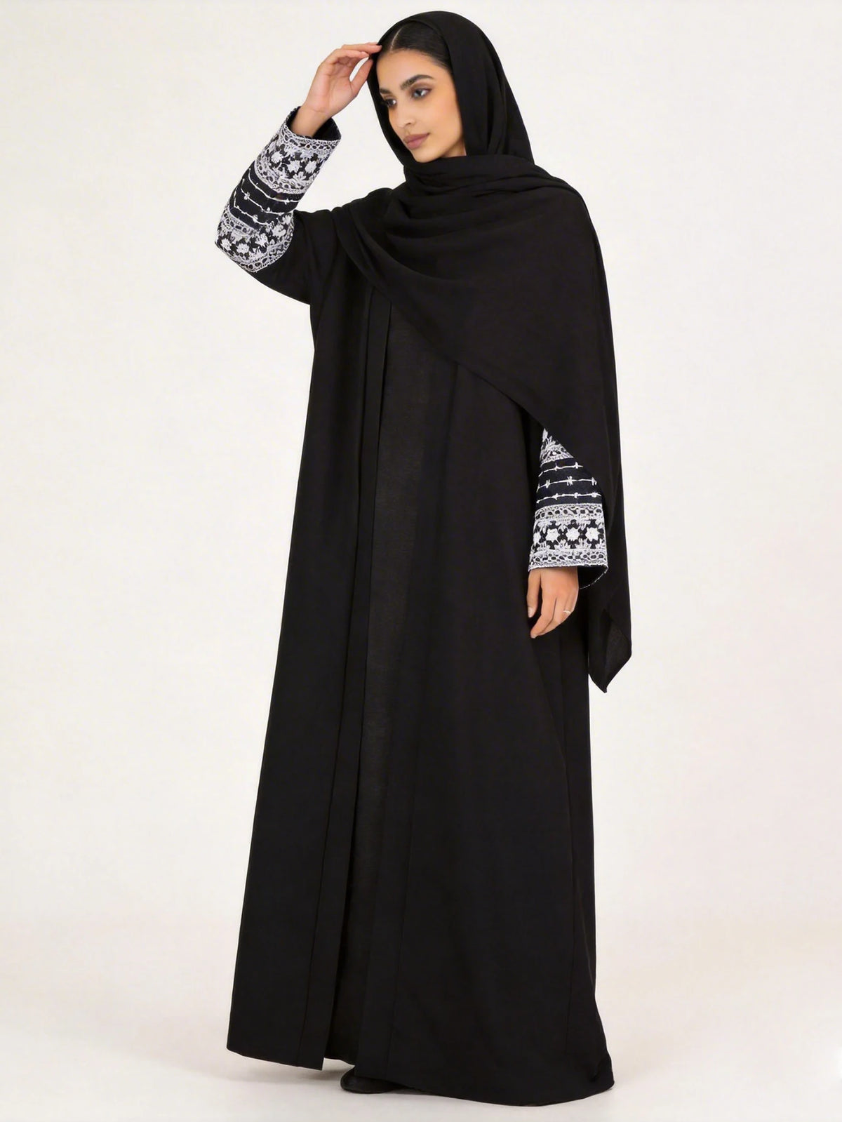HIA black contrast-cuff open abaya – additional product view