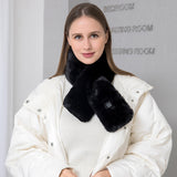 Heated Faux Fur Scarf – USB Rechargeable Neck Warmer